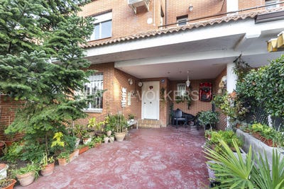 /international/es/fuente-el-saz-de-jarama-madrid-310096133443/?lang=zh-tw