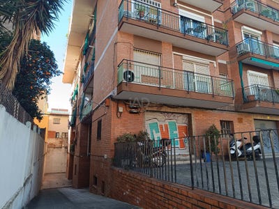 /international/es/paseo-paseo-universal-35-tda-2-35-barcelona-catalonia-310107522295/