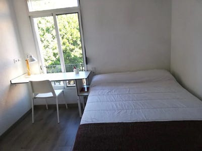 /international/es/avinguda-de-burjassot-valencia-valencian-community-310093876472/?lang=zh-cn