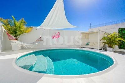 /international/es/tenerife-valencian-community-120098076756/