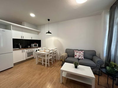 /international/es/64-c-de-cebreros-madrid-madrid-310101132207/?lang=zh-tw