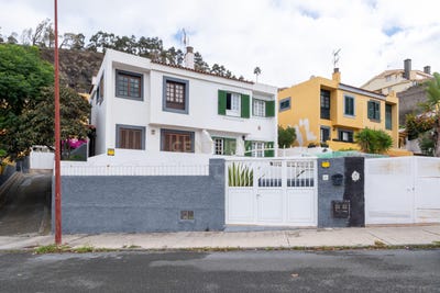 /international/es/palmas-de-gran-canaria-las-canary-islands-310103686000/