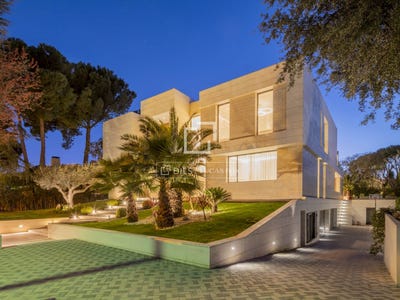 /international/es/pozuelo-de-alarcon-madrid-310106460576/