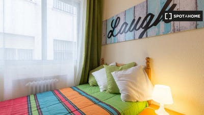 /international/es/alcala-de-henares-madrid-310108563433/