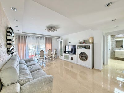 /international/es/avenida-primero-de-mayo-murcia-region-of-murcia-310108521401/