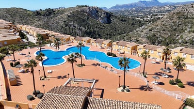 /international/es/pueblo-alcasar-valencian-community-310108954530/