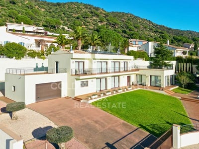 /international/es/girona-pau-pau-girona-pau-pau-girona-pau-catalonia-310104459833/