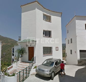 /international/es/istan-istan-centro-malaga-andalusia-310099313820/