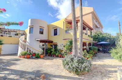 /international/es/peguera-balearic-islands-120082248476/