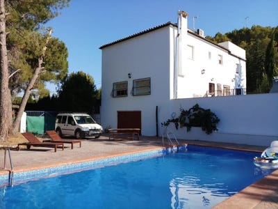 /international/es/spain-canada-del-calvo-215-cehegin-murcia-30430-murcia-region-of-murcia-310100959387/