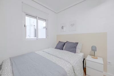 /international/es/carrer-del-santissim-crist-de-la-fe-paterna-valencian-community-310104210401/