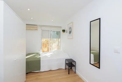 /international/es/carrer-de-dalt-de-la-mar-valencia-valencian-community-310095472585/