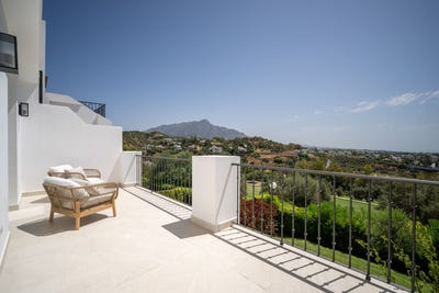 /international/es/benahavis-la-quinta-malaga-spain-benahavis-andalusia-310109306890/