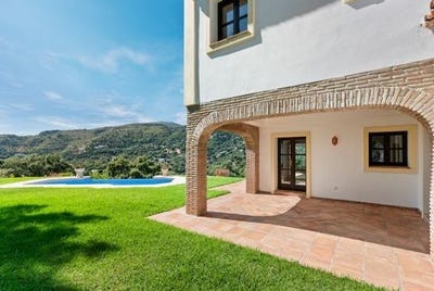 /international/es/casares-asturias-310119785112/