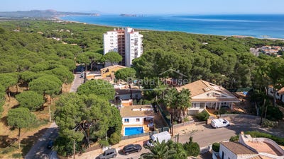 /international/es/els-masos-de-pals-catalonia-310110292204/