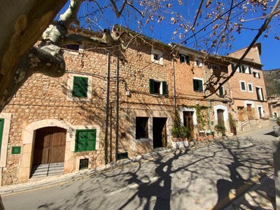 /international/es/24-carrer-de-sant-bartomeu-fornalutx-balearic-islands-310101736457/