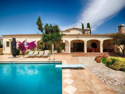 /international/es/empuriabrava-catalonia-310110290772/