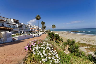 /international/es/179-urb-playa-paraiso-costa-del-sol-andalusia-310107323597/