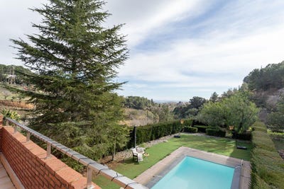 /international/es/castellvell-del-camp-catalonia-310107358740/