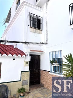 /international/es/algarrobo-andalusia-310106484753/