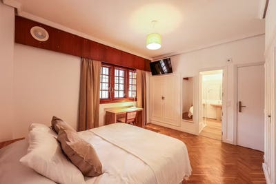 /international/es/calle-praderas-majadahonda-madrid-310105231024/