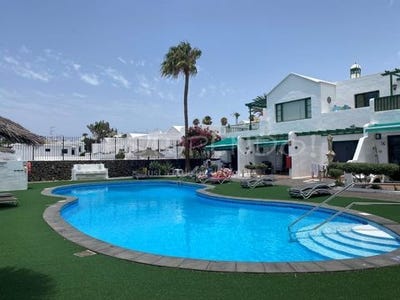 /international/es/tias-canary-islands-310100143664/