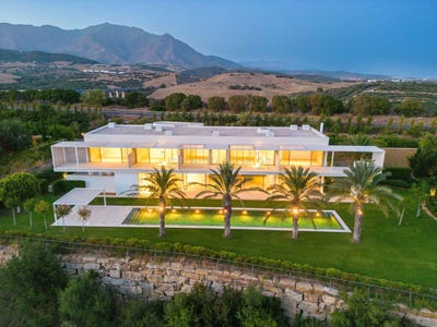 /international/es/casares-andalusia-310100667131/