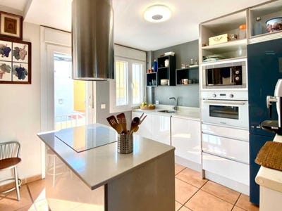 /international/es/calle-rodrigo-perez-ponce-tarifa-andalusia-310107674484/