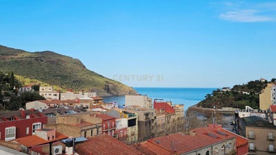 /international/es/portbou-catalonia-310106411520/