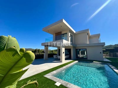 /international/es/alicante-pueblo-latino-alicante-valencian-community-310101411319/?lang=zh-cn