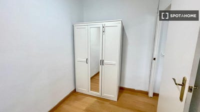 /international/es/seville-andalusia-310108559683/