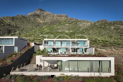 /international/es/calle-andorra-16-roque-del-conde-canary-islands-310106163311/
