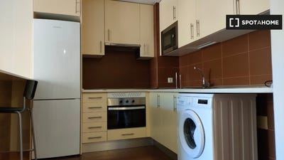 /international/es/alcala-de-henares-madrid-310108559328/