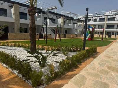 /international/es/orihuela-costa-a-orihuela-costa-valencian-community-310108923808/