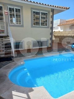 /international/es/tenerife-valencian-community-120084655926/