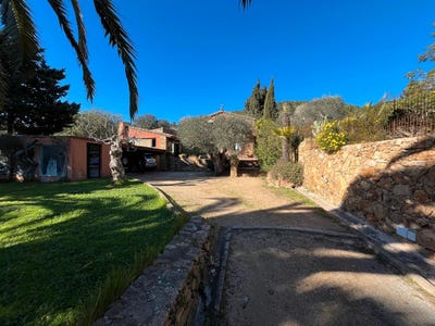 /international/es/mont-ras-catalonia-310097209780/