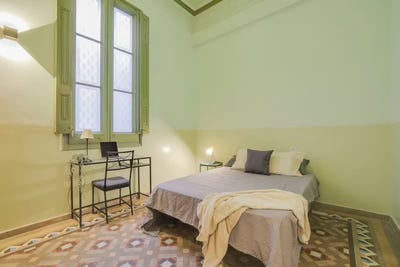 /international/es/gran-via-de-les-corts-catalanes-barcelona-catalonia-310109175319/