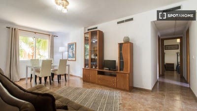 /international/es/alicante-valencian-community-310104262354/