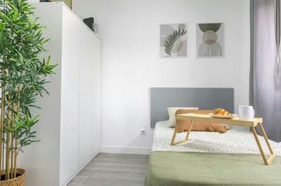 /international/es/camino-viejo-de-vicalvaro-madrid-madrid-310095863507/
