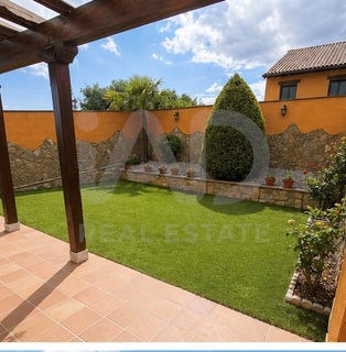 /international/es/calle-selmo-valverde-de-la-virgen-castile-and-leon-310109146836/