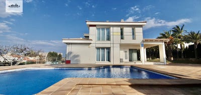 /international/es/l-alfas-del-pi-valencian-community-310108519313/