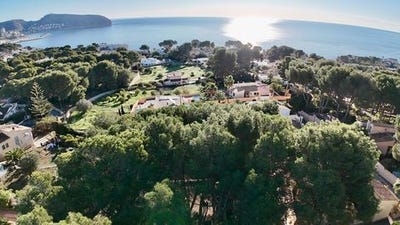 /international/es/moraira-valencian-community-310105747828/
