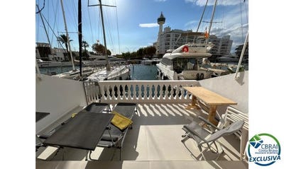 /international/es/caballito-del-mar-girona-catalonia-310100273391/