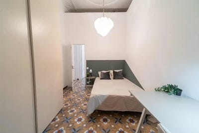 /international/es/carrer-de-girona-barcelona-catalonia-310107969706/