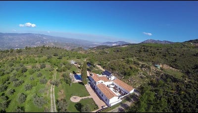 /international/es/unnamed-road-lecrin-andalusia-310099210923/