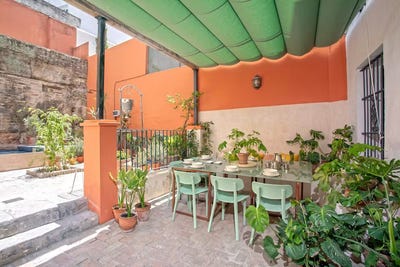 /international/es/calle-tintes-sevilla-andalusia-310104204415/