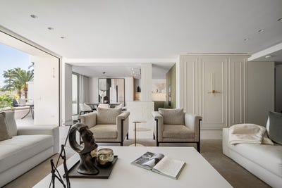 /international/es/unique-frontline-beach-penthouse-in-alhambra-del-mar-marbella-golden-mile-marbella-marbella-golden-mile-malaga-spain-marbella-andalusia-310108407367/