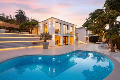 /international/es/plaza-de-la-victoria-1-marbella-catalonia-310110151342/