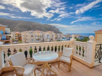 /international/es/tenerife-valencian-community-310105348852/