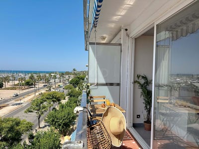 /international/es/passeig-maritim-vilanova-i-la-geltru-catalonia-310107703525/